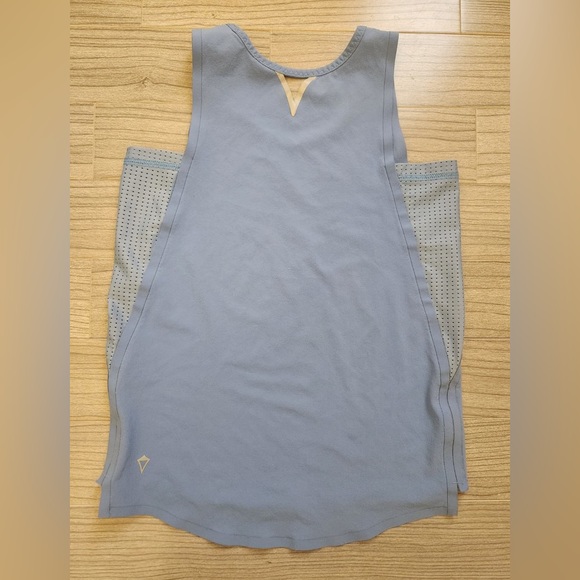 Ivivva tank top - Picture 1 of 3